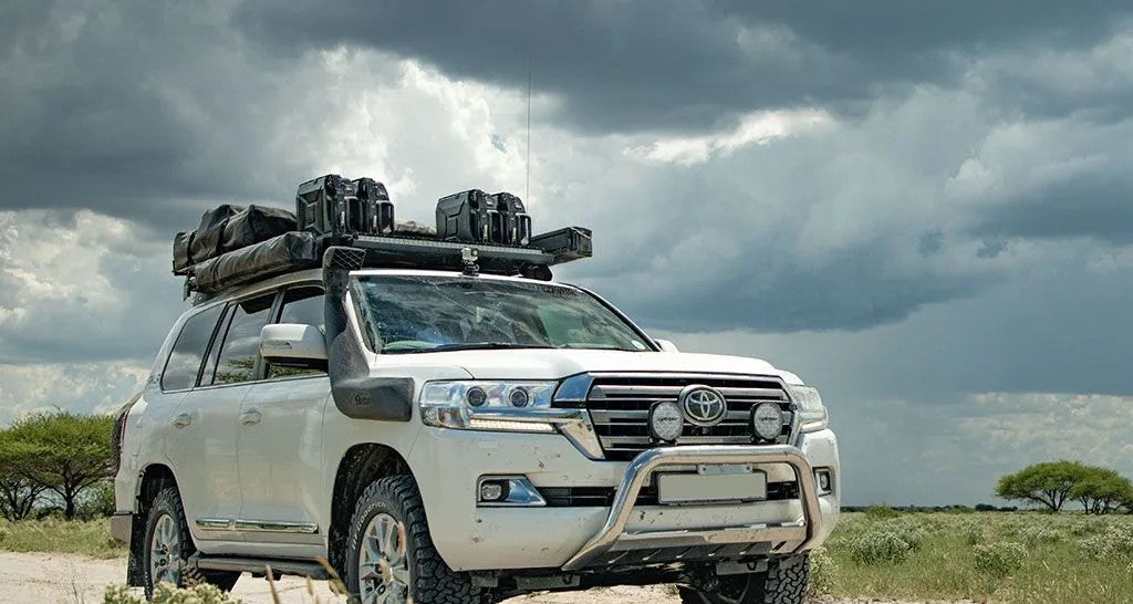 Land Cruiser With Roo Rack 2008-2021 Land Cruiser Roof Racks – TrailRecon
