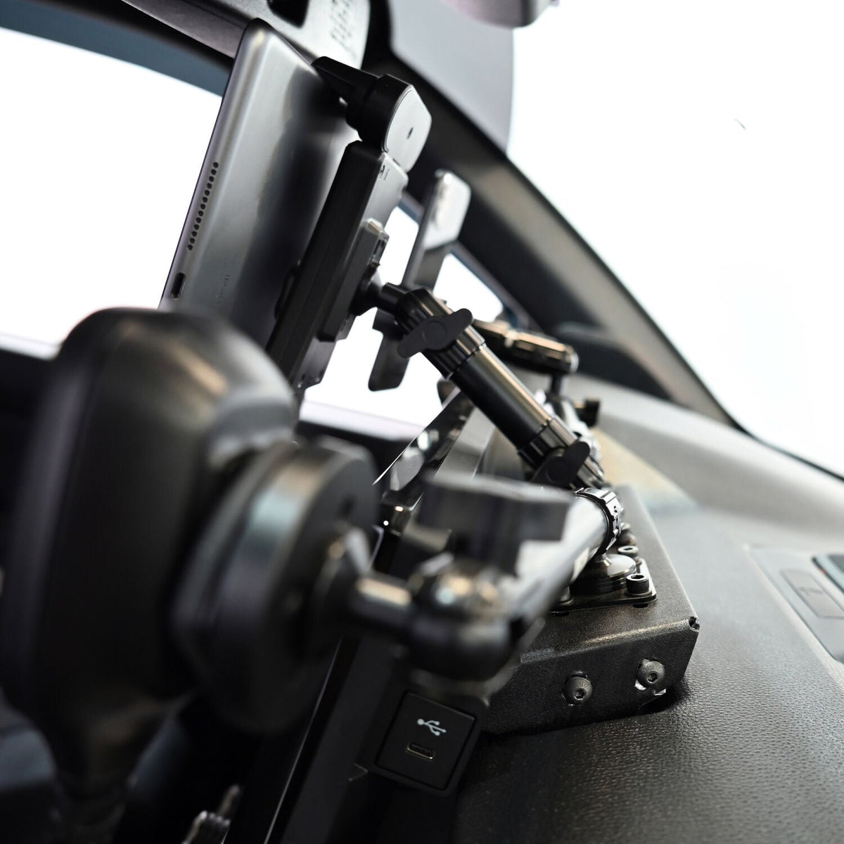 Toyota Tacoma 4th Gen 2024-2026, Westin Adventure Mounts Complete Dash Mount Kit, view 11