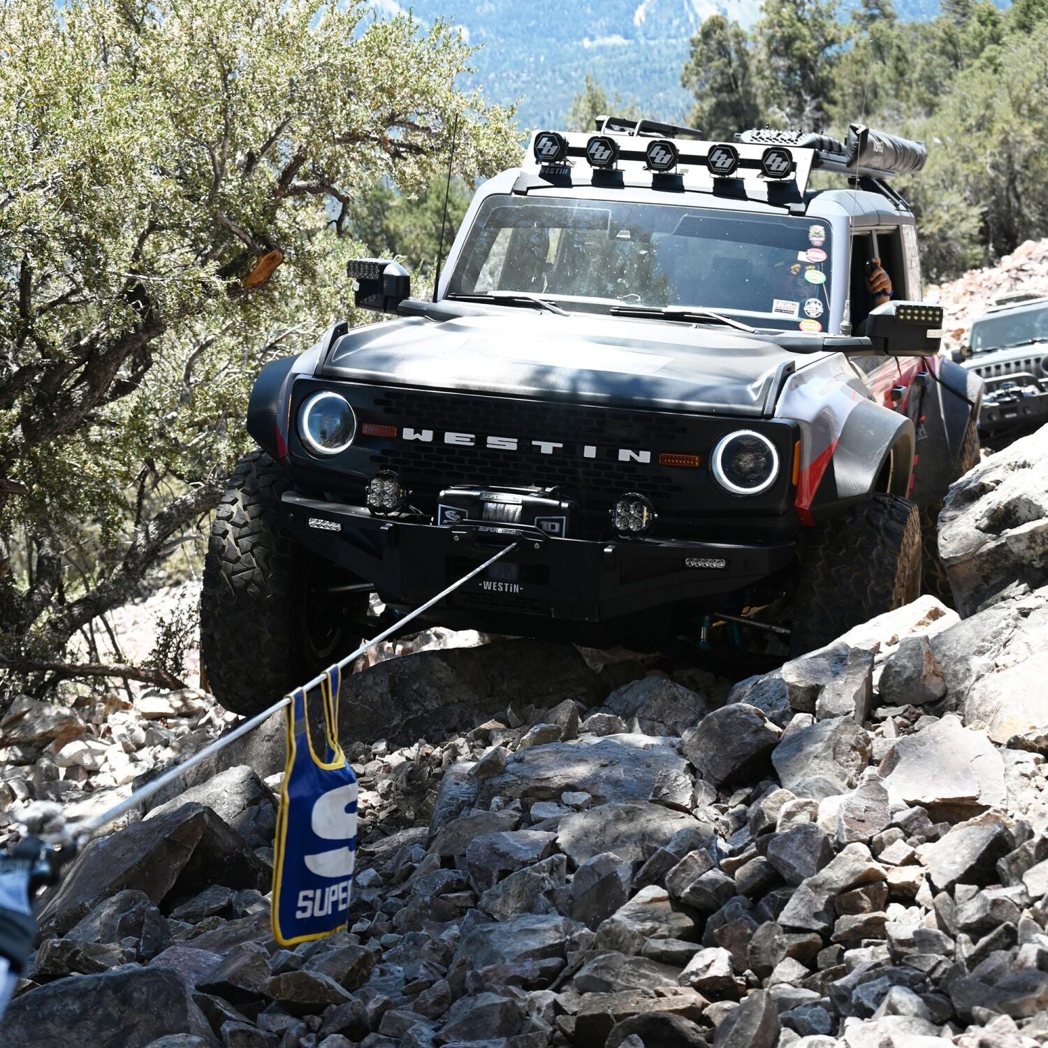 Superwinch Scorpion 10000 Winch, 10,000 lb, 12V DC, Synthetic Rope, view 3