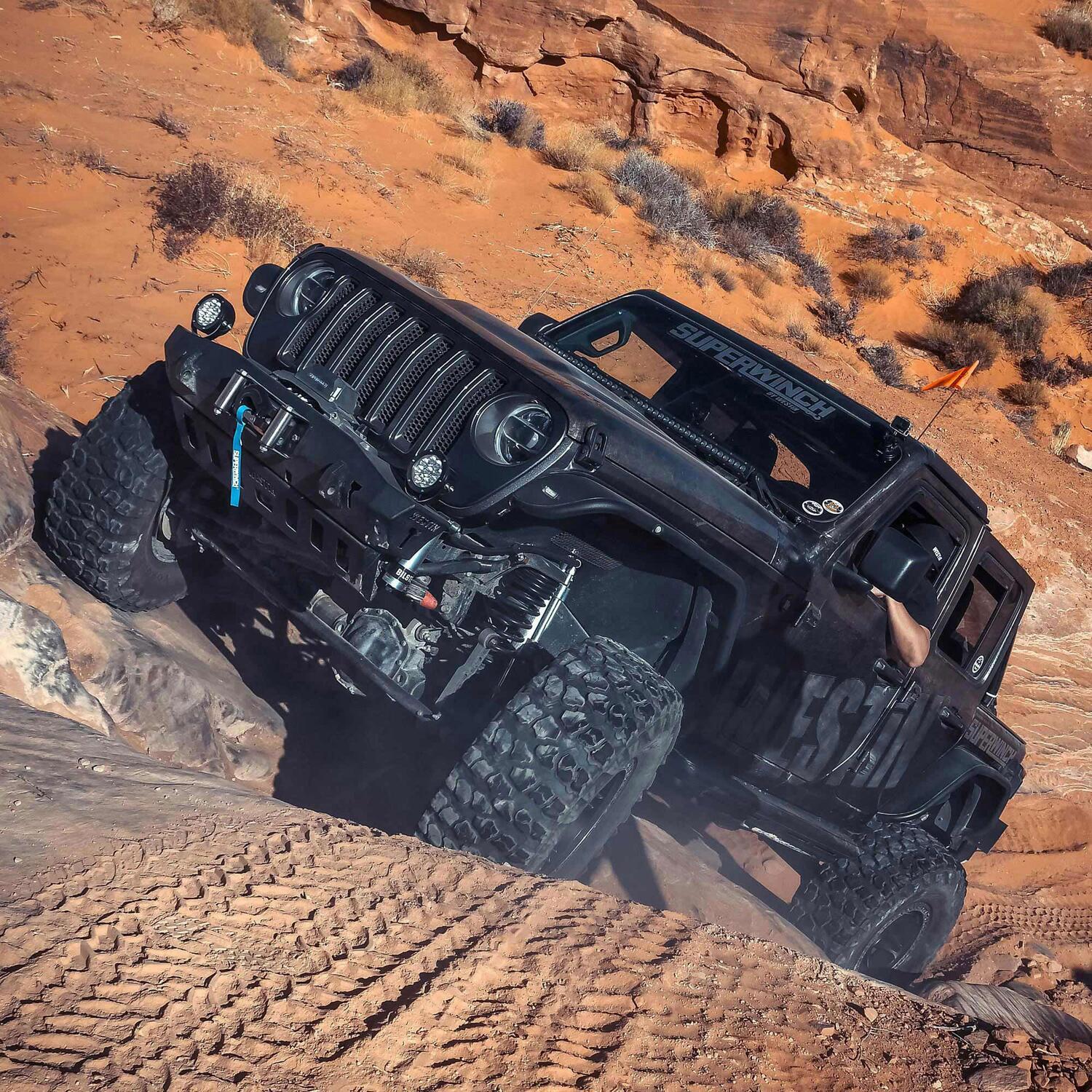 Superwinch SX10 Winch, 10,000 lb, 12V DC, view 3