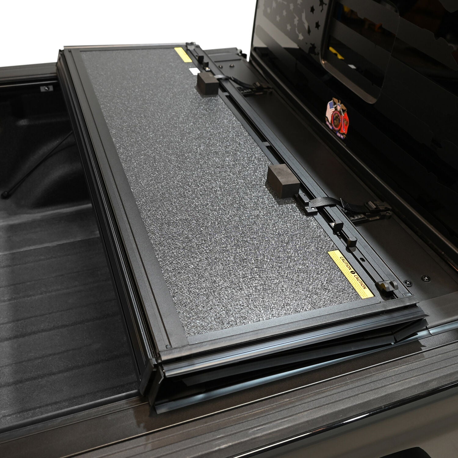 Jeep Gladiator JT 2020-2026, Westin Hard Tri-Fold Tonneau Cover, view 20