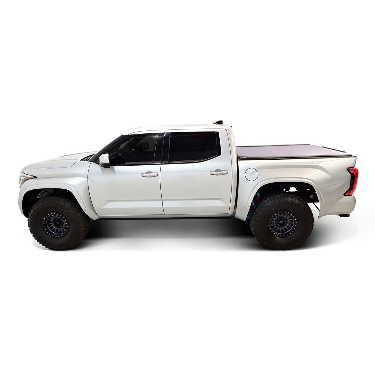 Toyota Tundra 3rd Gen 2022-2026, Westin Electric Retractable Tonneau Cover, 66.7in Bed, view 19