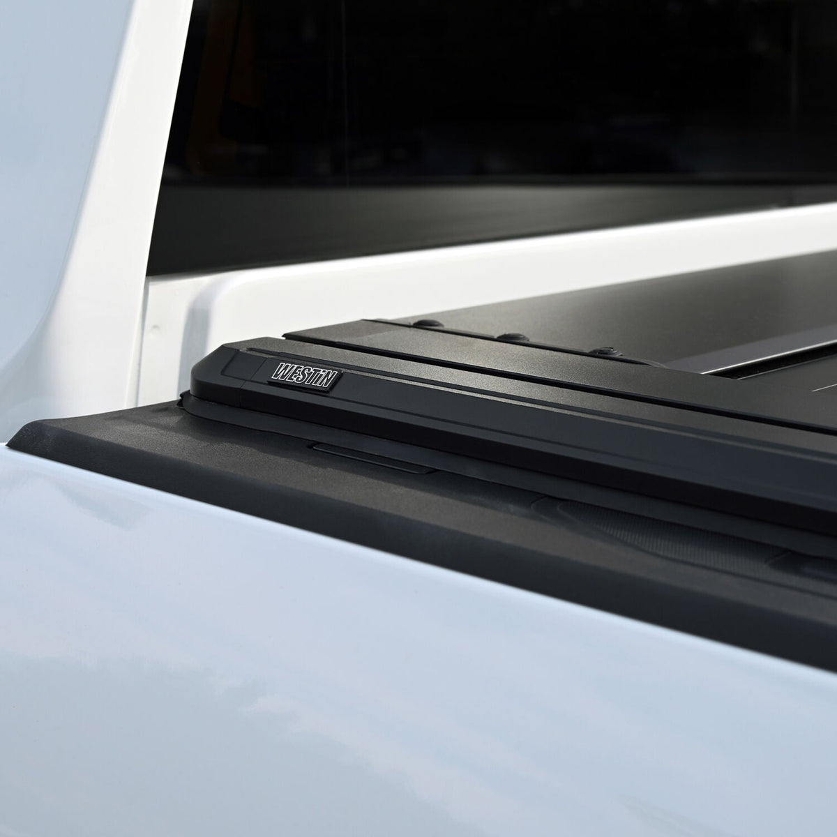 Chevrolet Silverado 2500/3500 HD & GMC Sierra 2500/3500 HD 2020-2026, Westin Electric Retractable Tonneau Cover, 82.2in Bed, view 13