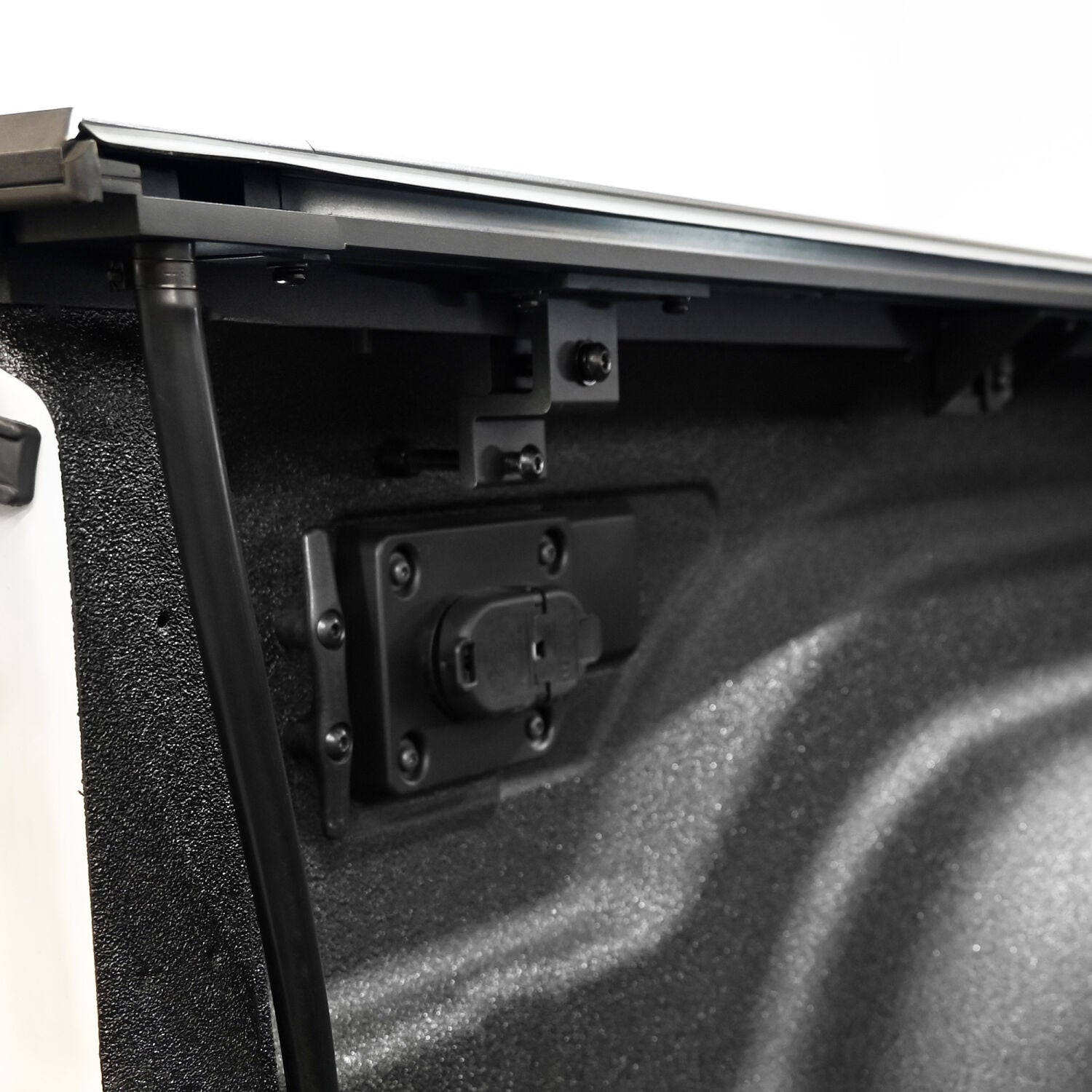 Ram 2500/3500 2019-2025, Westin Electric Retractable Tonneau Cover, 76.3in Bed, view 14