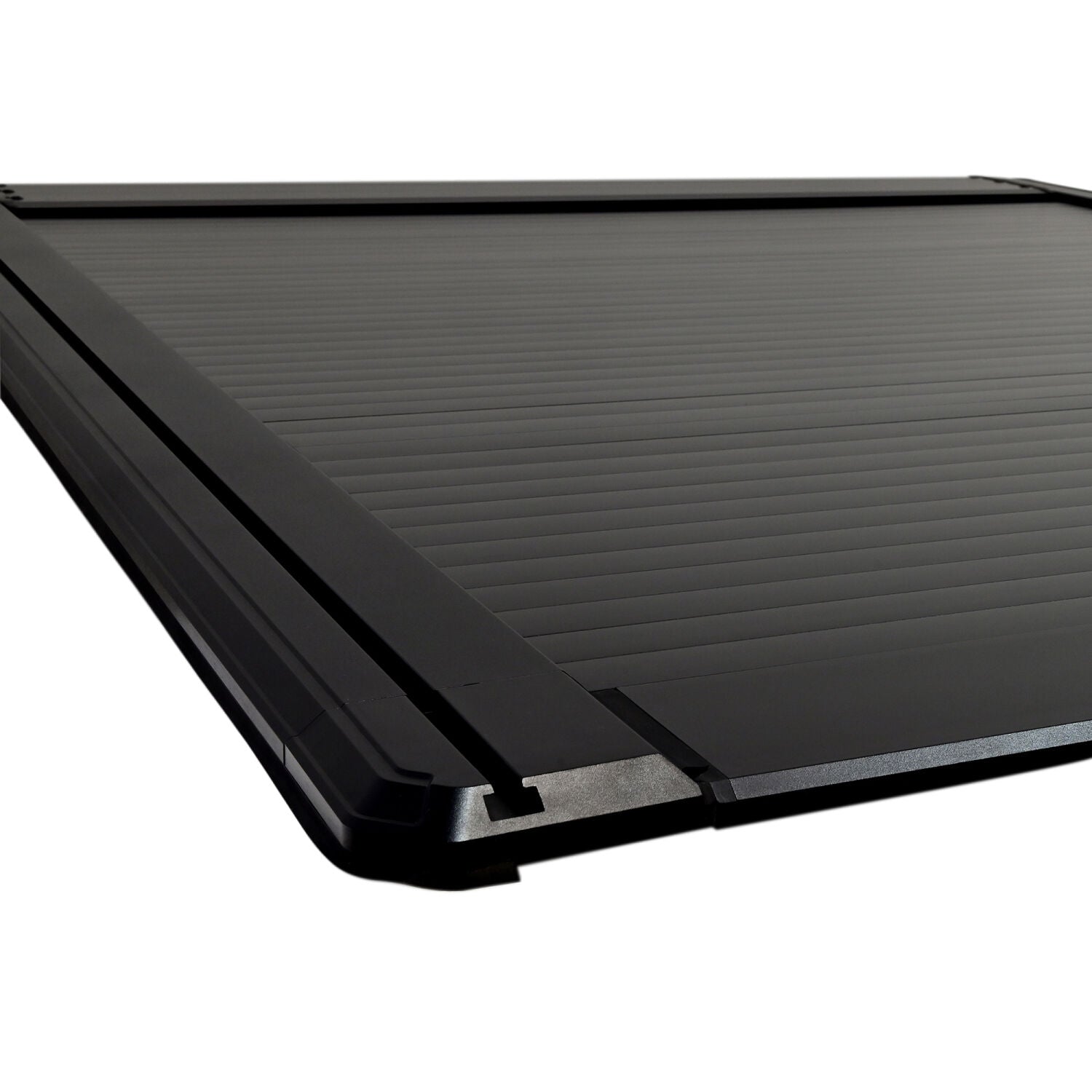 Chevrolet Silverado 2500 HD/3500 HD & GMC Sierra 2500 HD/3500 HD 2020-2026, Westin Manual Retractable Tonneau Cover, 82.2in Bed, Black, view 8