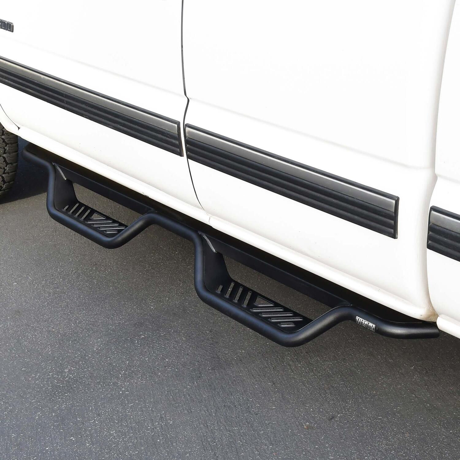 Chevrolet Silverado & GMC Sierra 1999-2019, Westin Outlaw Drop Nerf Step Bars, Extended Cab, Textured Black, view 8