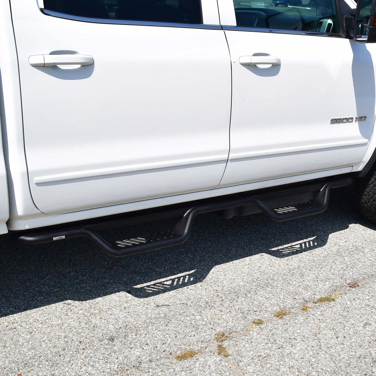 Chevrolet Silverado & GMC Sierra 2001-2019, Westin Outlaw Drop Nerf Step Bars, Crew Cab, Textured Black, view 9