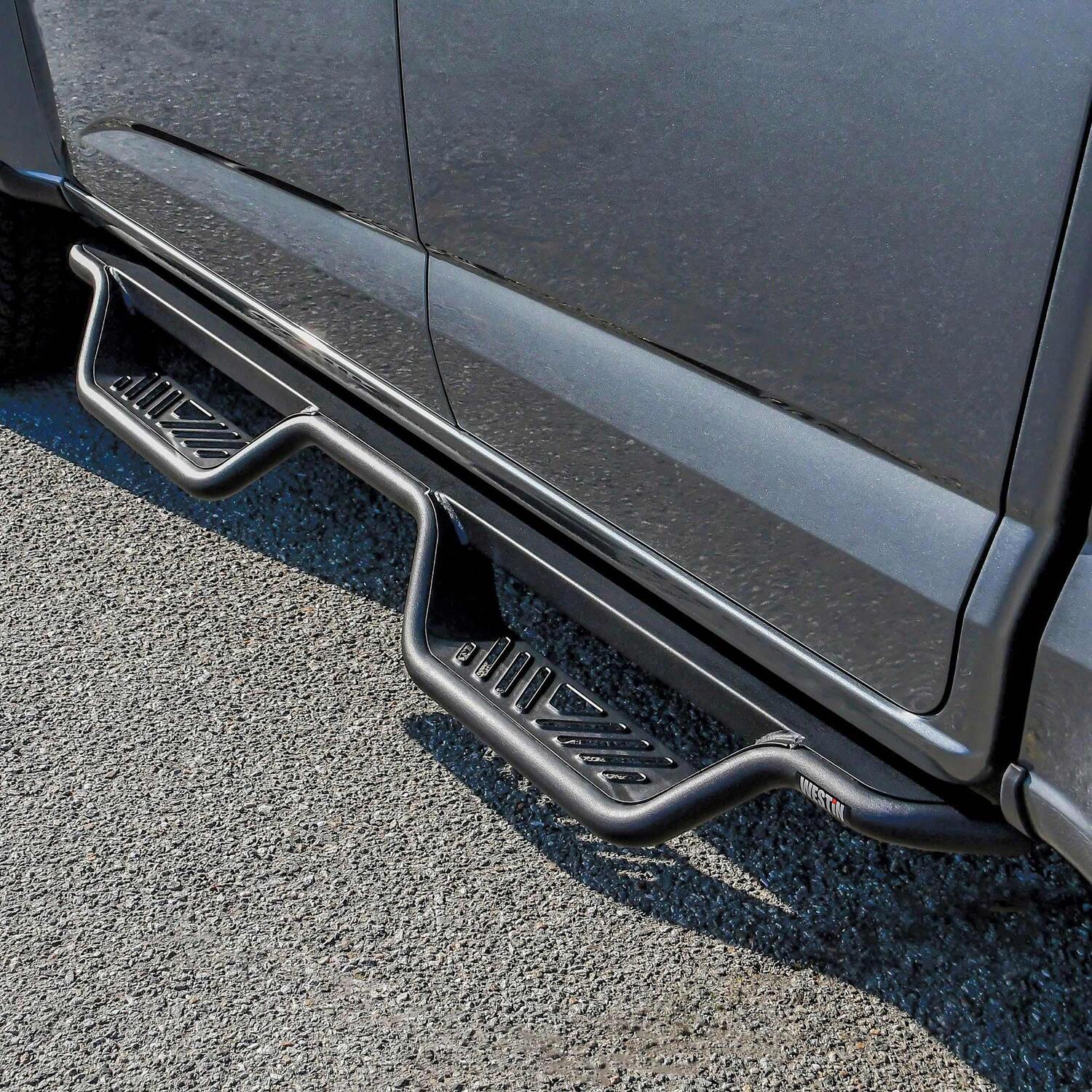 Chevrolet Colorado & GMC Canyon 2015-2026 Crew Cab, Westin Outlaw Drop Nerf Step Bars, Textured Black, view 9