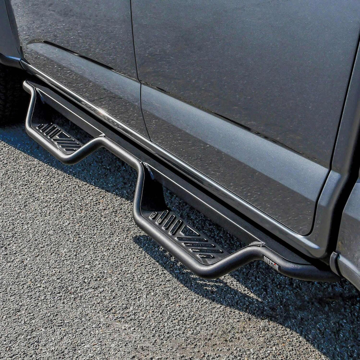 Chevrolet Colorado & GMC Canyon 2015-2026 Crew Cab, Westin Outlaw Drop Nerf Step Bars, Textured Black, view 9