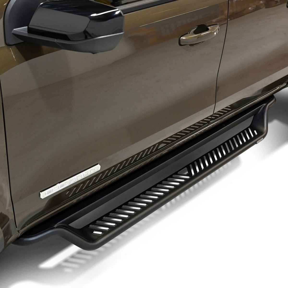 Chevrolet Colorado & GMC Canyon 2015-2026 Crew Cab, Westin Outlaw Drop Running Boards, Textured Black, view 8