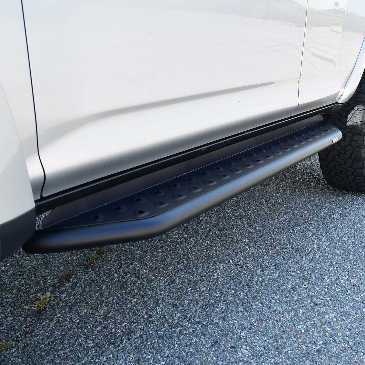 Toyota 4Runner 5th Gen 2010-2024, Westin Outlaw Running Boards, Textured Black, view 6