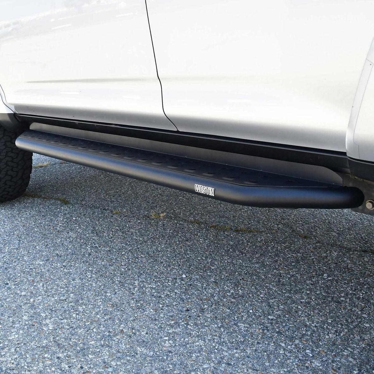 Toyota 4Runner 5th Gen 2010-2024, Westin Outlaw Running Boards, Textured Black, view 8