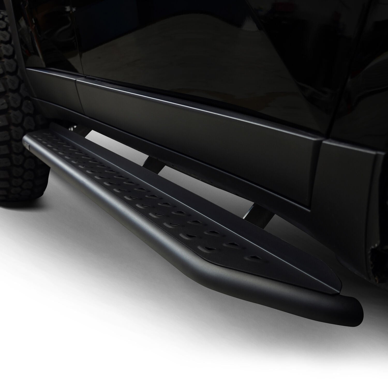 Toyota Land Cruiser 250 Series 2024-2026, Westin Outlaw Running Boards, Textured Black, view 7