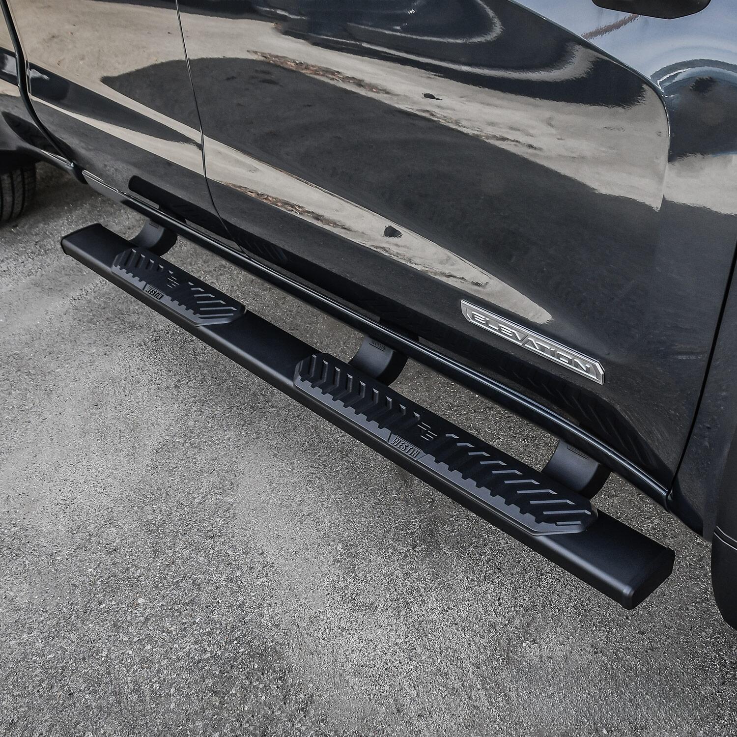 Chevrolet Silverado & GMC Sierra 1500 2019-2026 & 2500 HD/3500 HD 2020-2026, Westin R5 Nerf Step Bars, Extended Cab, Textured Black, view 7