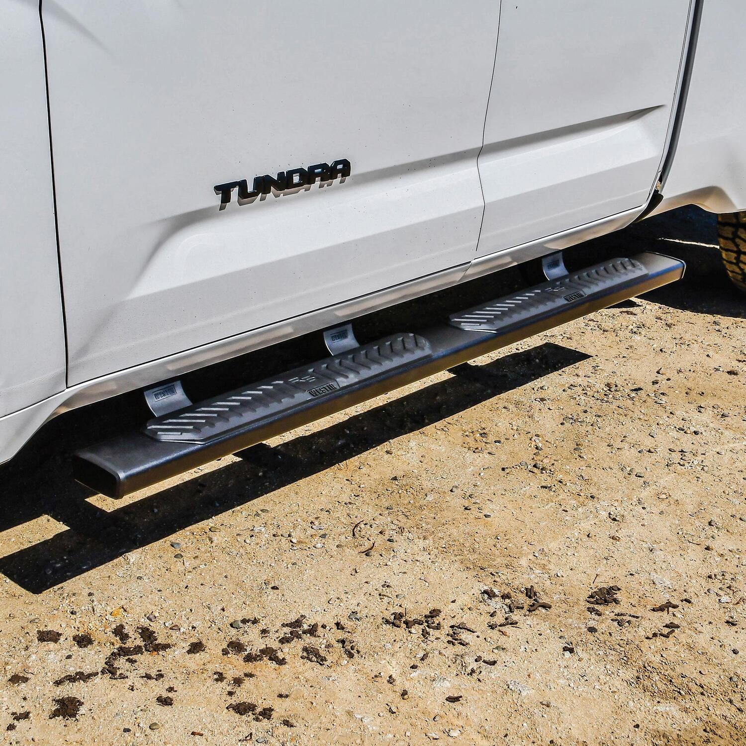 Toyota Tundra 3rd Gen 2022-2026, Westin R5 Nerf Step Bars, Extended Cab, Textured Black, view 7