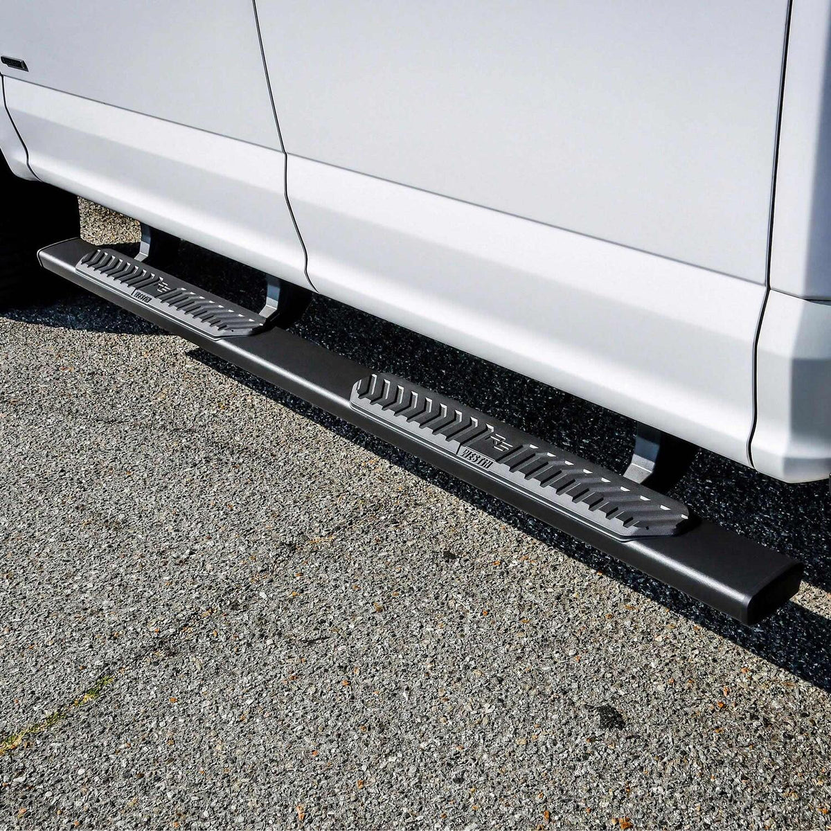 Ford F-150 2015-2026 & F-250/F-350/F-450/F-550 Super Duty 2017-2026, Westin R5 XD Nerf Step Bars, Crew Cab, Textured Black, view 7