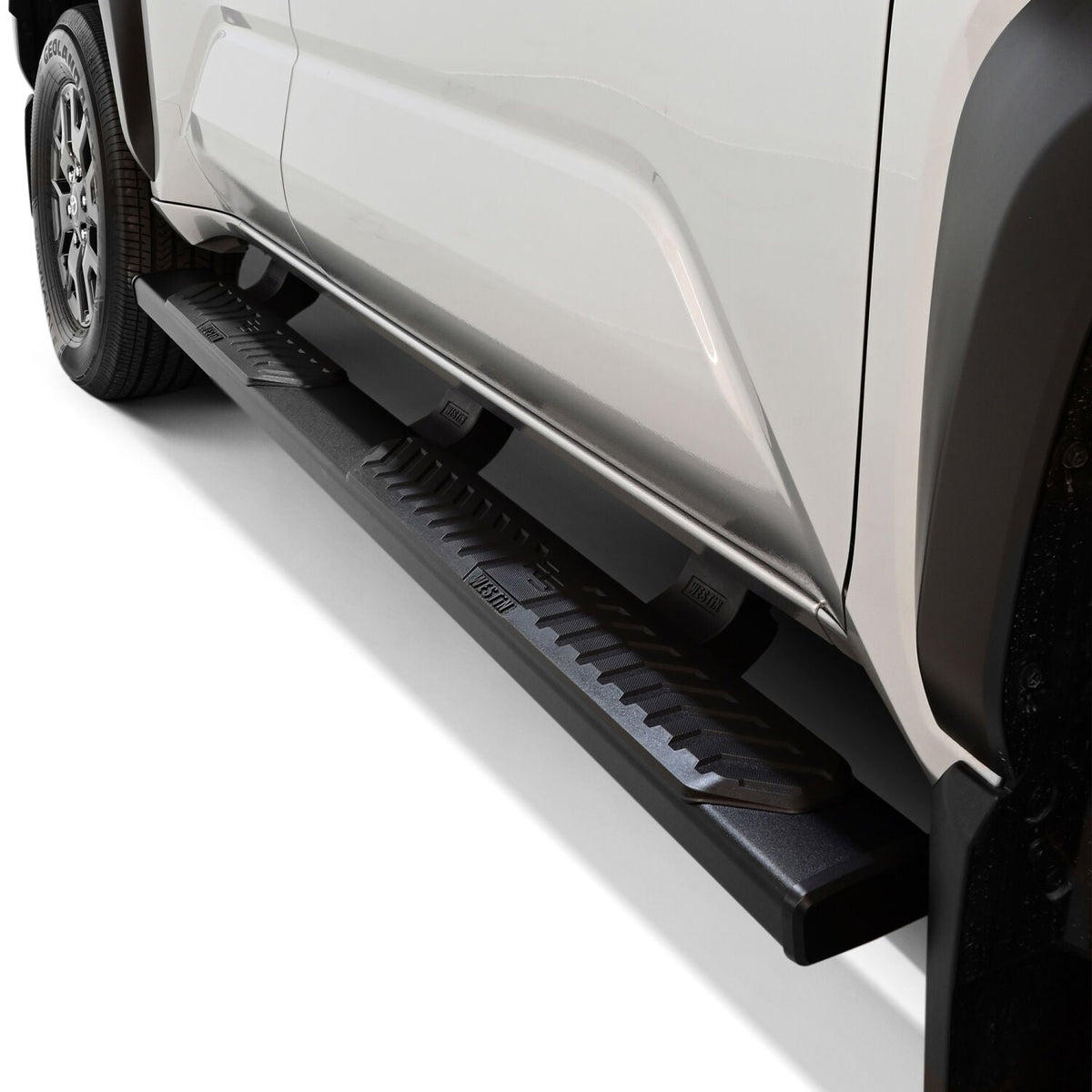 Toyota 4Runner 6th Gen 2025-2026, Westin R5 Nerf Step Bars, view 12
