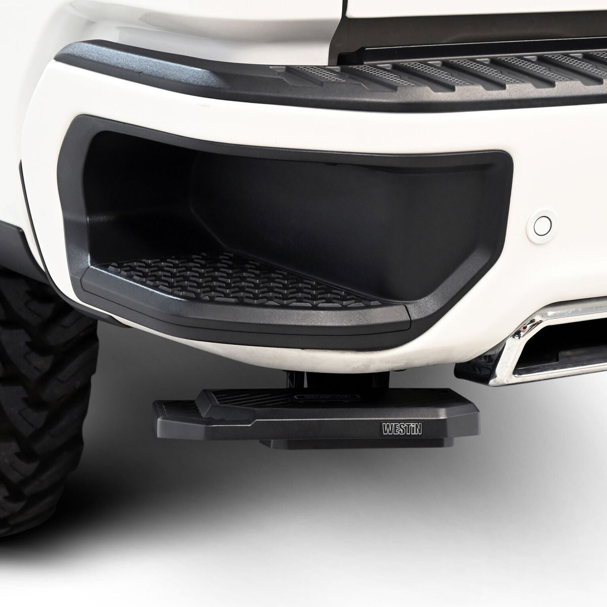Chevrolet Silverado & GMC Sierra 1500 2019-2026, Westin Manual Retractable Bed Step, Black, view 14