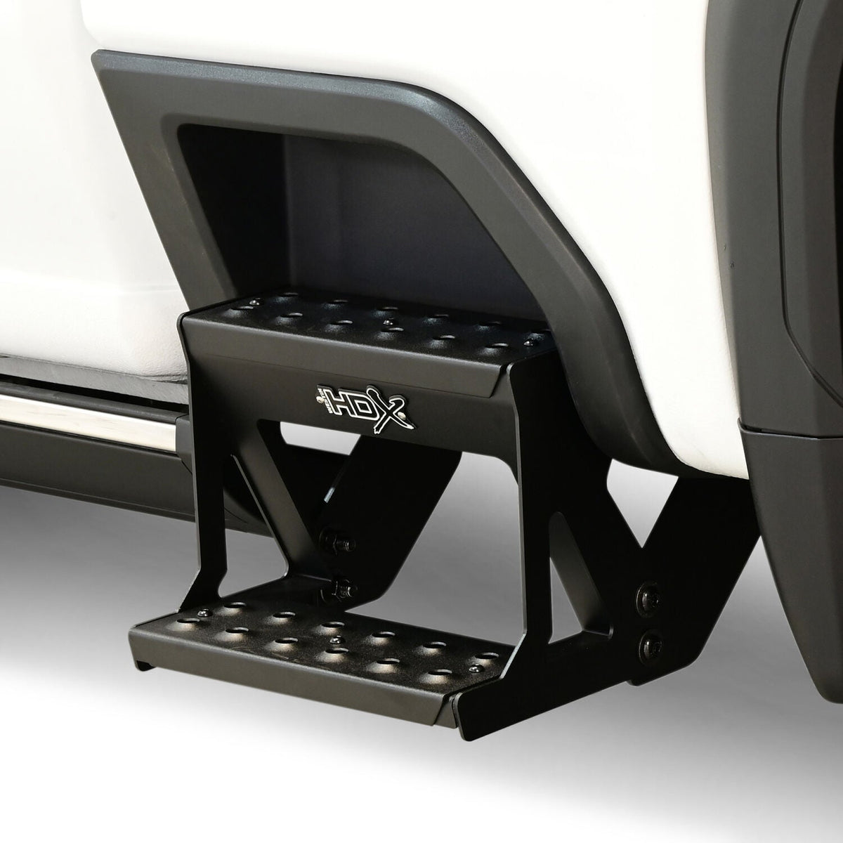 Chevrolet Silverado 2500 HD/3500 HD & GMC Sierra 2500 HD/3500 HD 2024-2026, Westin HDX Drop Side Bed Step, view 9