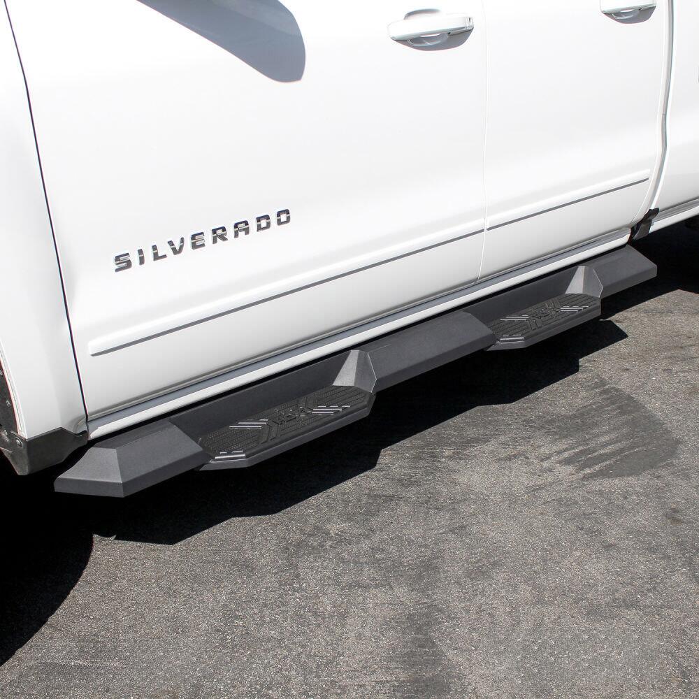 Nissan TITAN 2017-2024 & TITAN XD 2016-2024 Crew Cab, Westin HDX Xtreme Nerf Step Bars, Cab Length, Textured Black, view 8