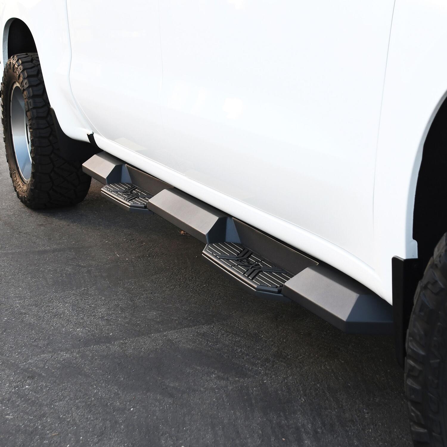 Chevrolet Silverado & GMC Sierra 1500 2019-2026 & 2500/3500 HD 2020-2026 Crew Cab, Westin HDX Xtreme Nerf Step Bars, Cab Length, Textured Black, view 12