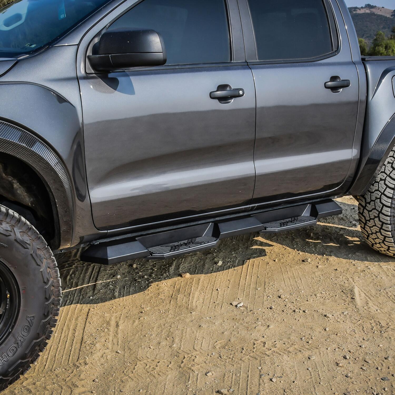 Ford Ranger 2019-2026 Crew Cab, Westin HDX Xtreme Nerf Step Bars, Cab Length, Textured Black, view 11