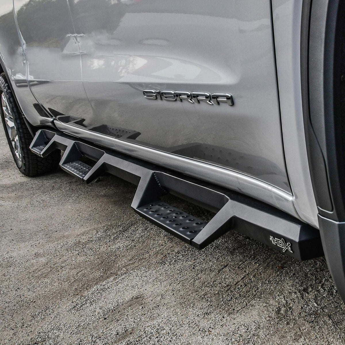 Chevrolet Silverado 1500 & GMC Sierra 1500 2019-2026 Crew Cab 79.4in Bed, Westin HDX Drop Wheel-to-Wheel Nerf Step Bars, view 3