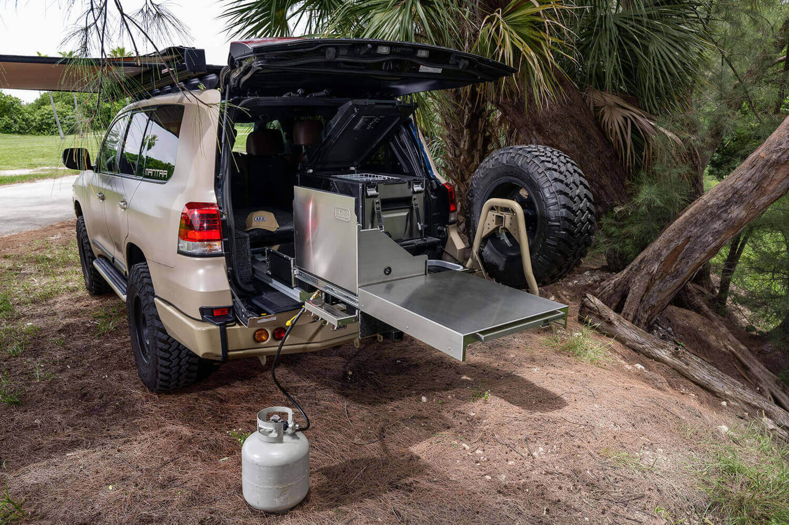 ARB Slide Out Camp Kitchen