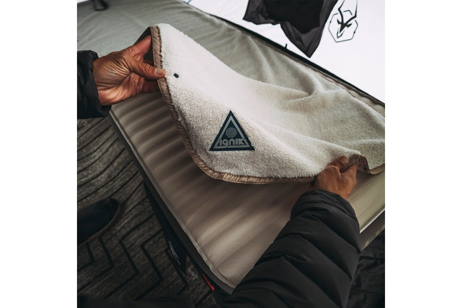Ignik Outdoors Flipside Fleece Heated Bed Cover