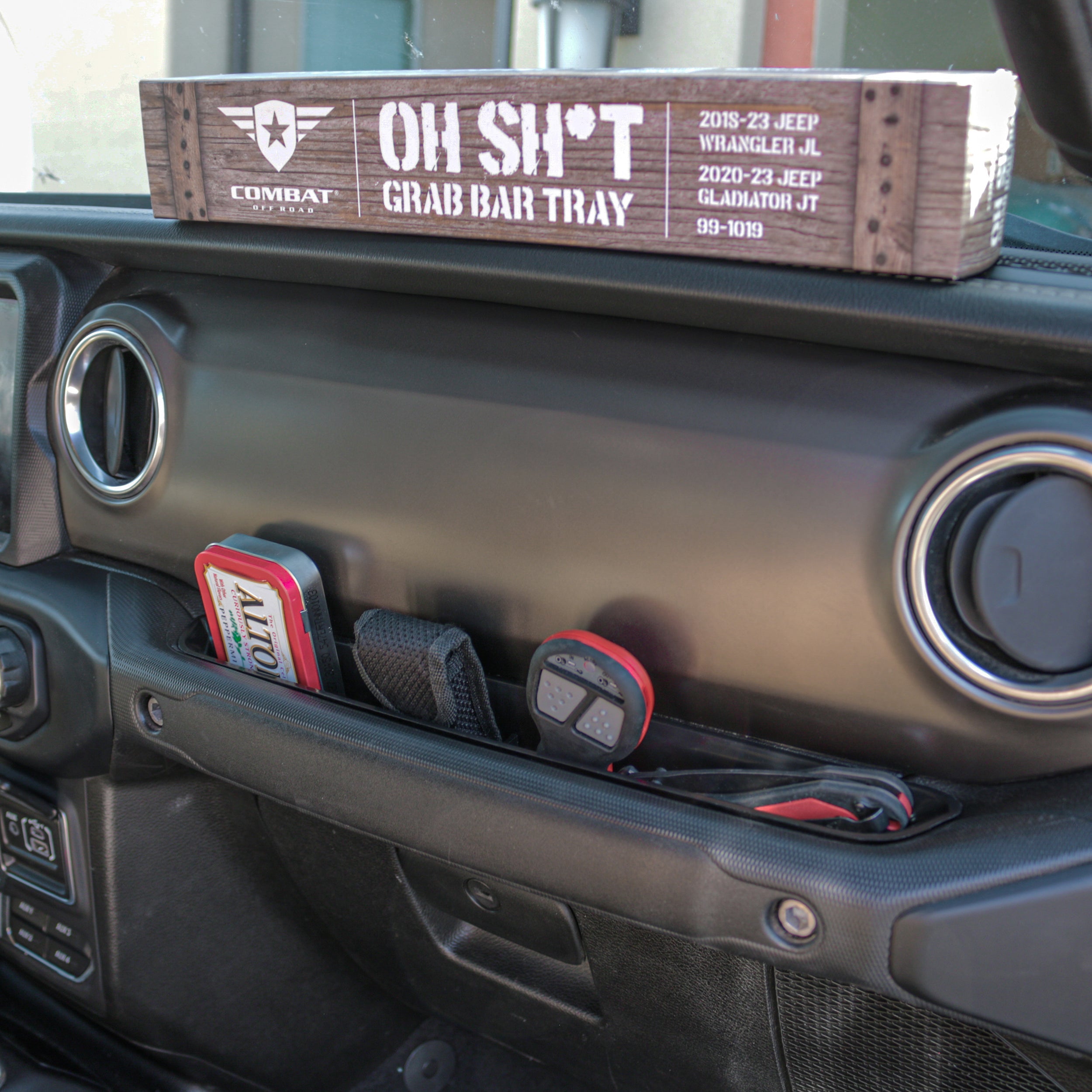 Jeep Wrangler JL 2018-2023 & Gladiator JT 2020-2023, Combat Off Road OH SHT Grab Bar Tray, view 4