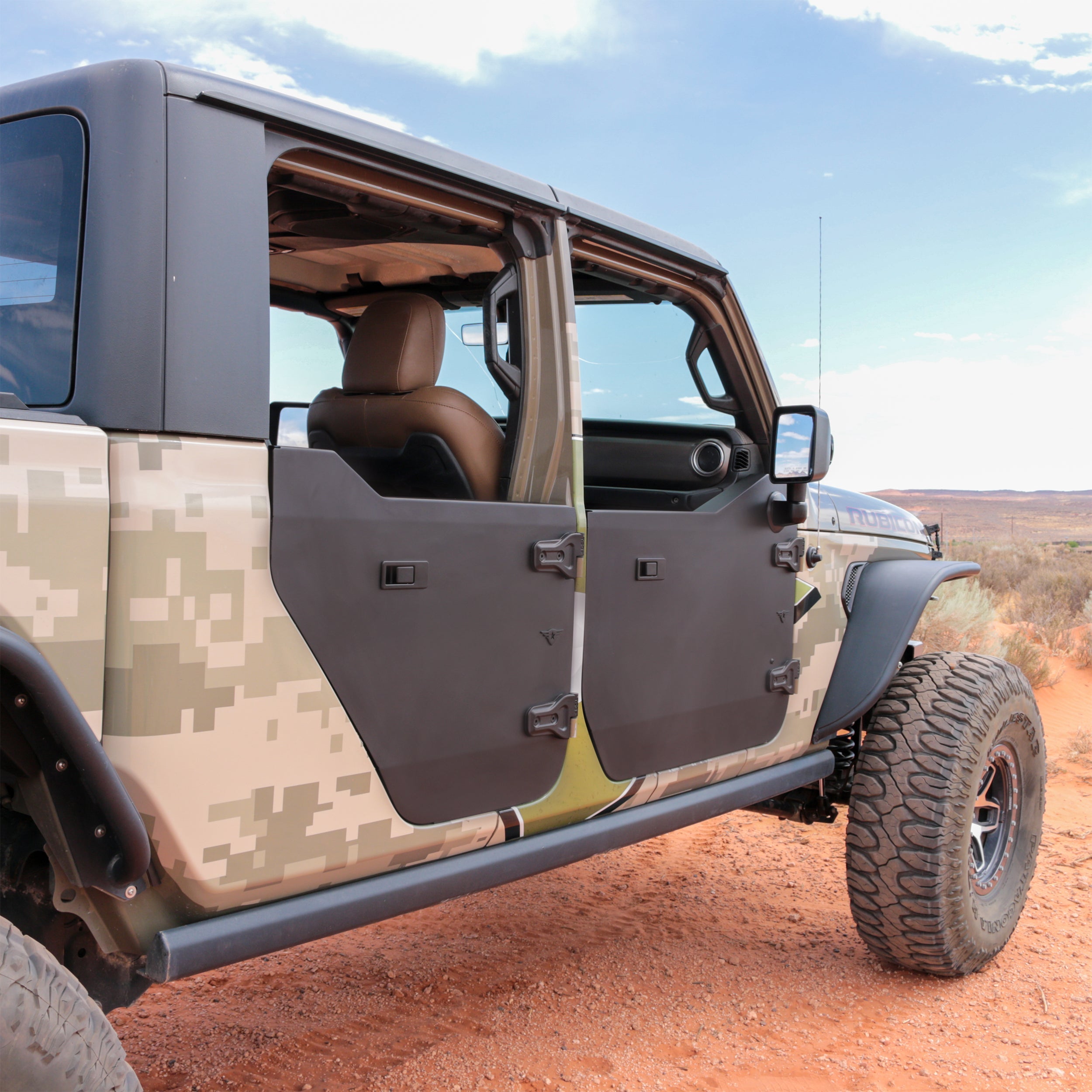 Jeep Gladiator JT 2020-2026, Combat Off Road Full Metal Jacket Aluminum Half Doors, Rear Pair, Black, view 6
