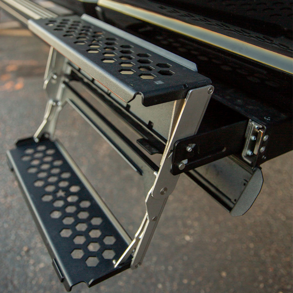 Rock Slide Engineering R-Step 9in Truck Bed Step-No Bracket