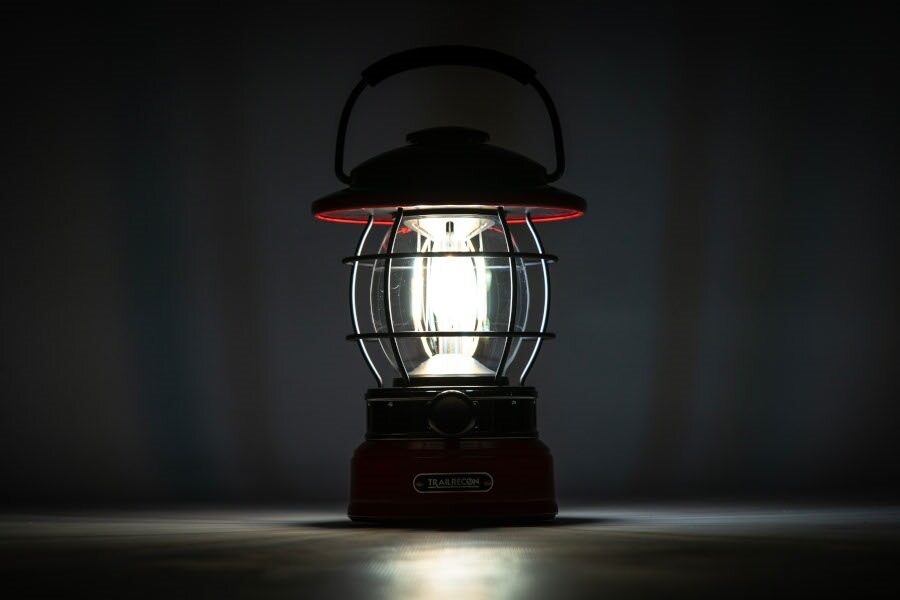 TrailRecon LED Retro Lantern