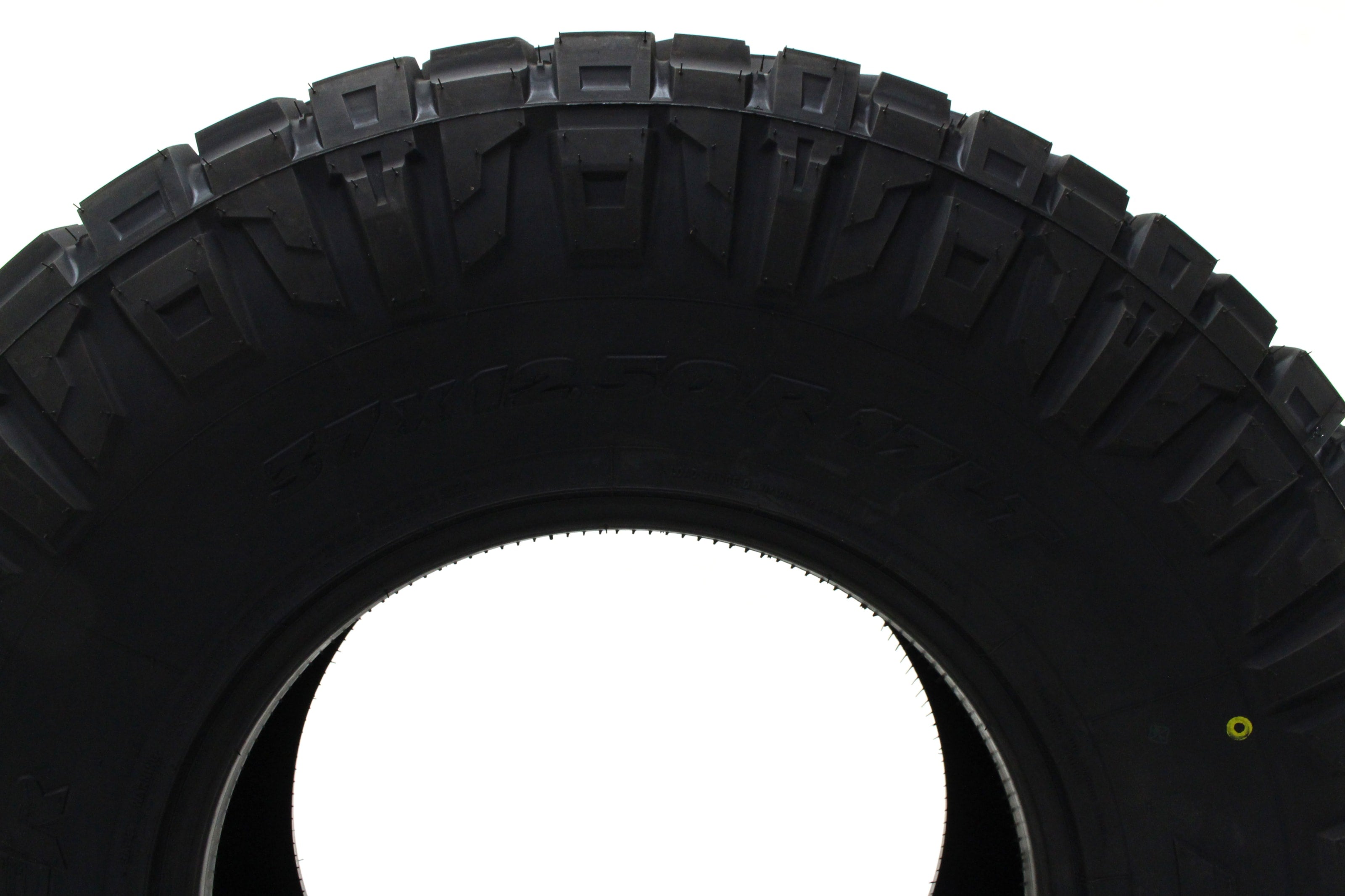 Nitto Ridge Grappler 37x12.50R17LT Tire