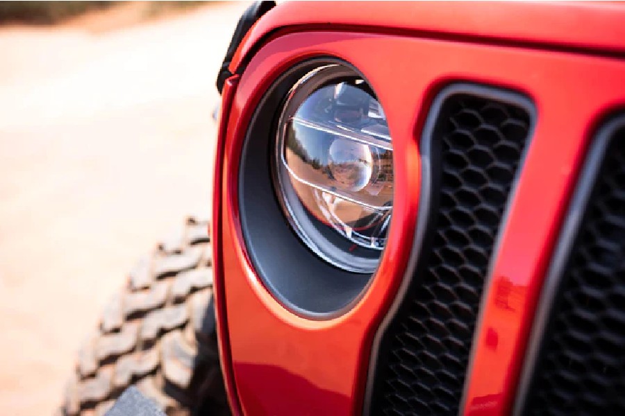 Jeep Wrangler JL & Gladiator JT DV8  LED Headlights - Chrome