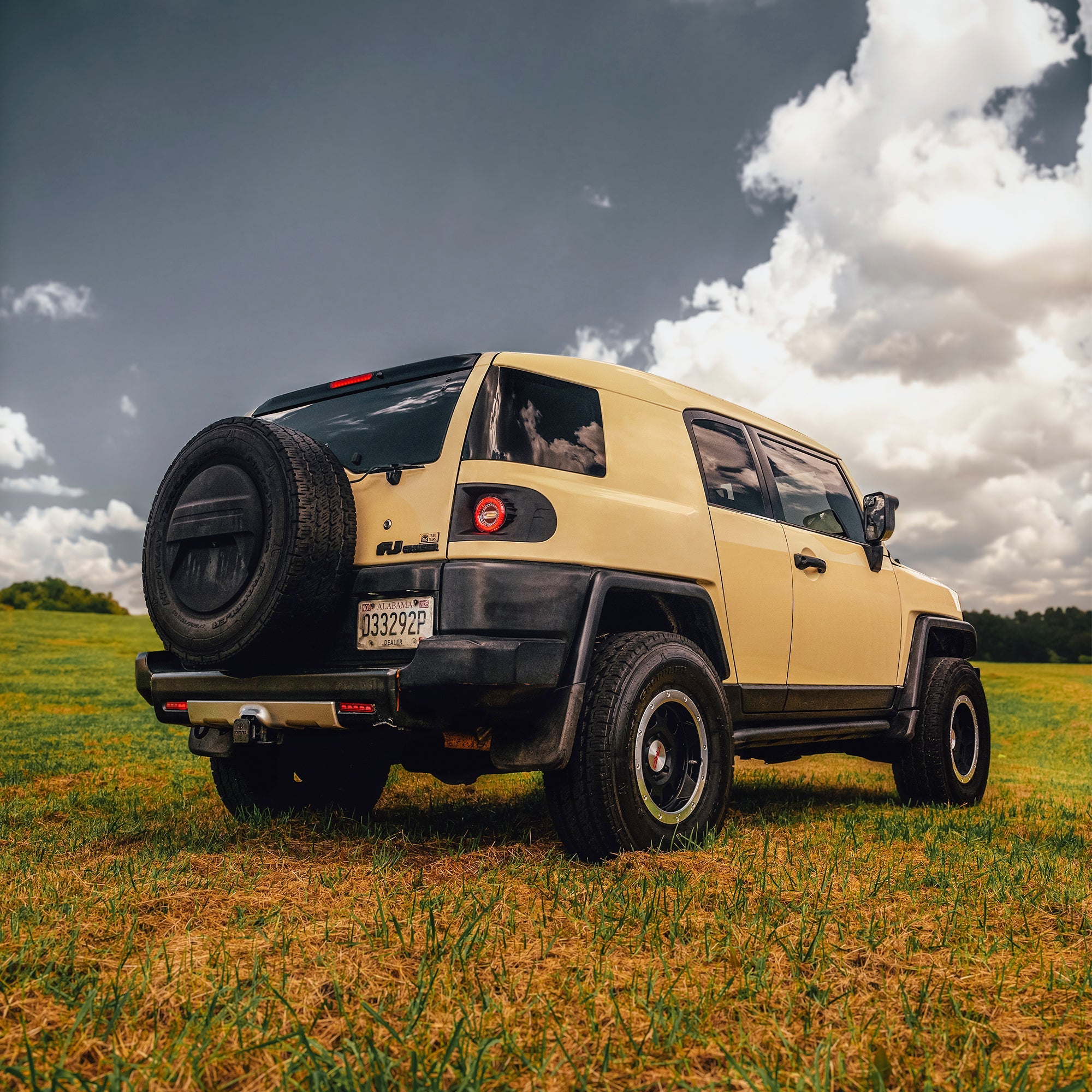 Toyota FJ Cruiser 2007-2014, ORACLE Lighting Flush Mount LED Tail Lights, view 3