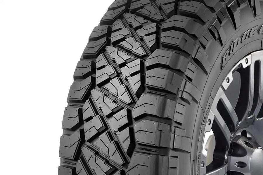 Nitto Ridge Grappler 33x12.50R17LT Tire