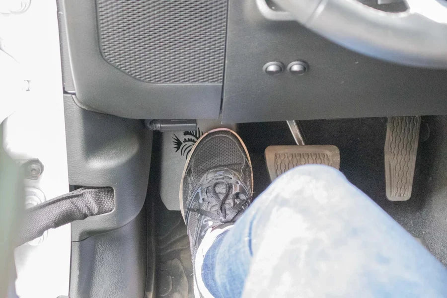 Jeep Wrangler JL/Gladiator JT Fishbone Offroad Adjustable Dead Pedal