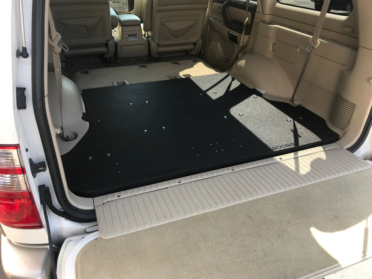 1998-07 Toyota Land Cruiser 100 Series - Rear Plate System