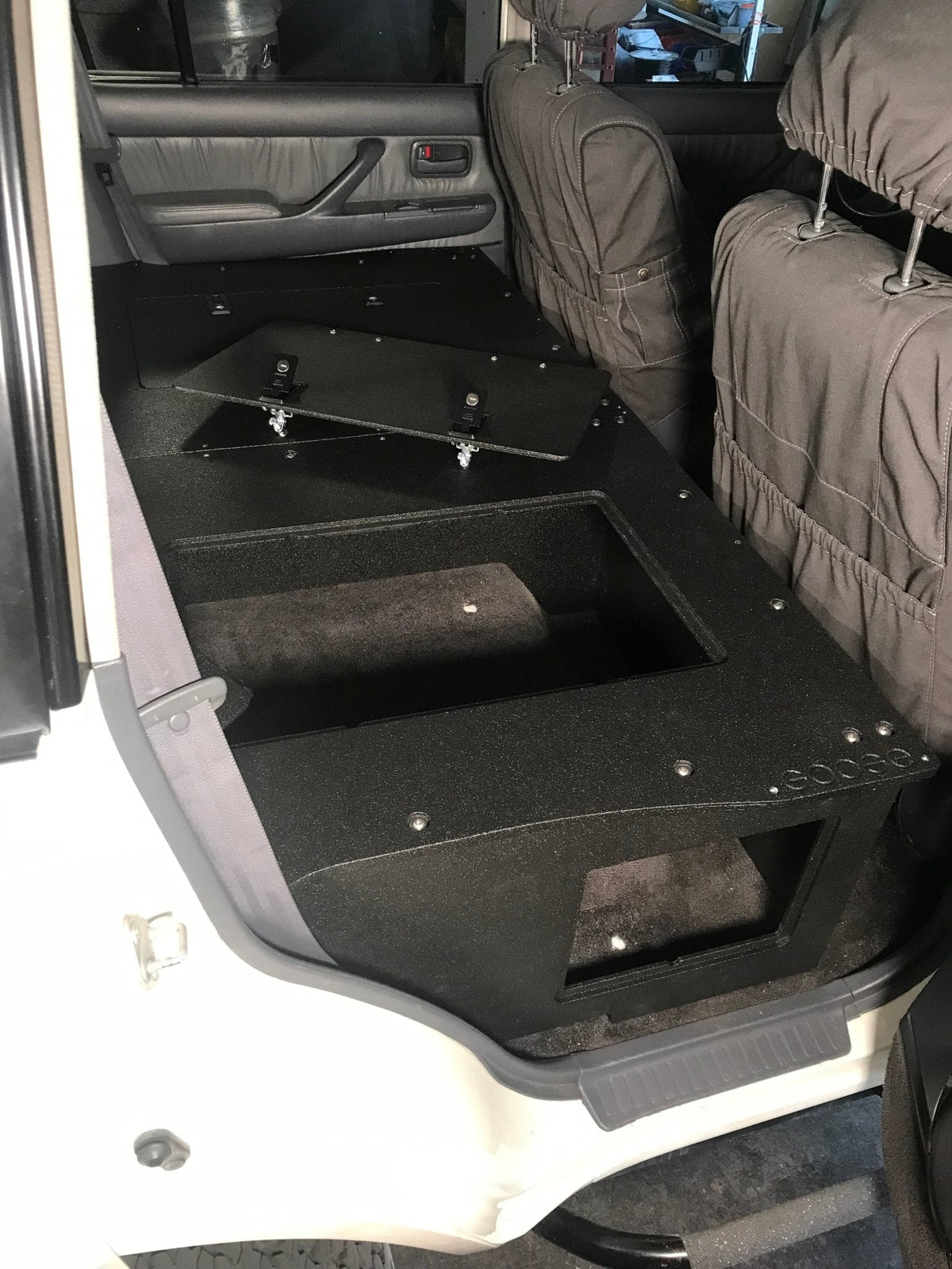 1991-97 Toyota 80 Series Ultimate Chef and Sleeping Package