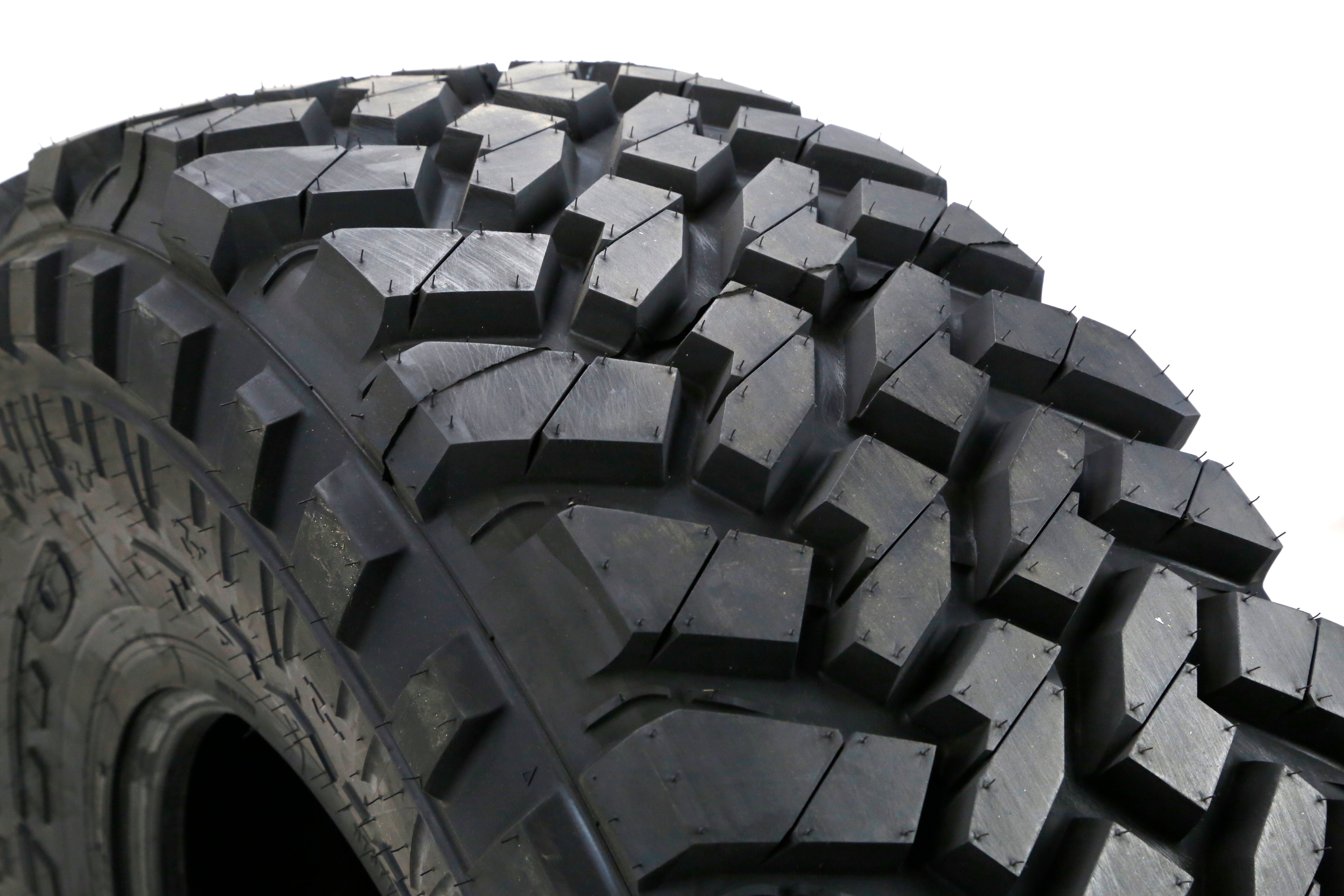 Nitto Trail Grappler M/T 40X13.50R17 Tire